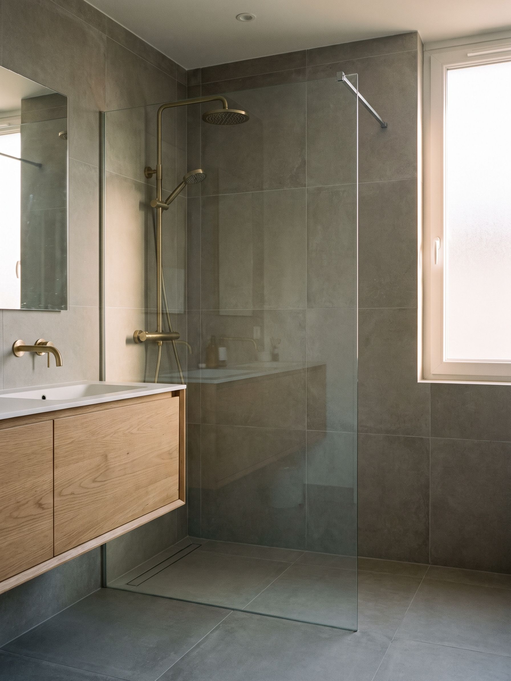 Exemple de mise en page — salle de bain avec douche à l’italienne